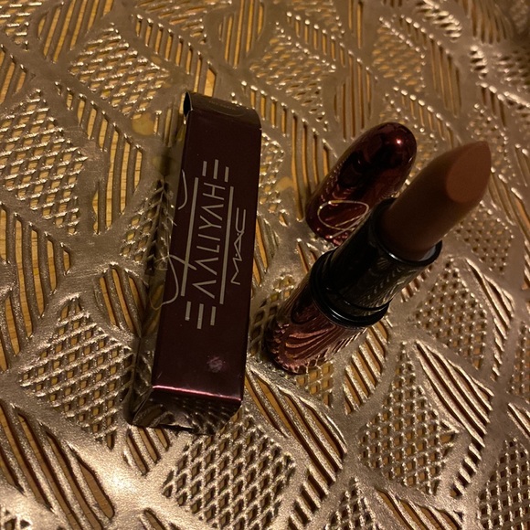 Mac Try Again Lipstick Aliyah new in box discontinued - Picture 3 of 4